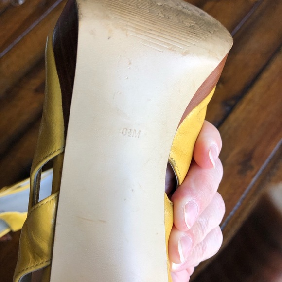 Marc Fisher Yellow Peep Toe Heels Strappy Sandals - Picture 8 of 9